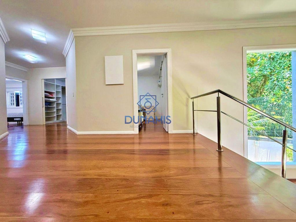 MAGNÍFICA CASA ALTO PADRÃO - ENSEADA - 4 SUÍTES - COM LAZER em Enseada, Guarujá — foto 26
