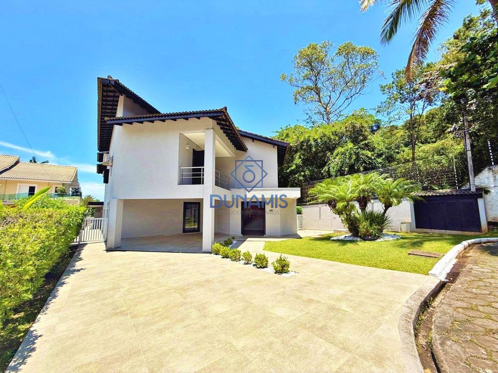 MAGNÍFICA CASA ALTO PADRÃO - ENSEADA - 4 SUÍTES - COM LAZER em Enseada, Guarujá — foto 2