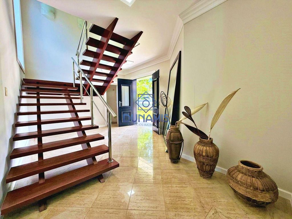 MAGNÍFICA CASA ALTO PADRÃO - ENSEADA - 4 SUÍTES - COM LAZER em Enseada, Guarujá — foto 3