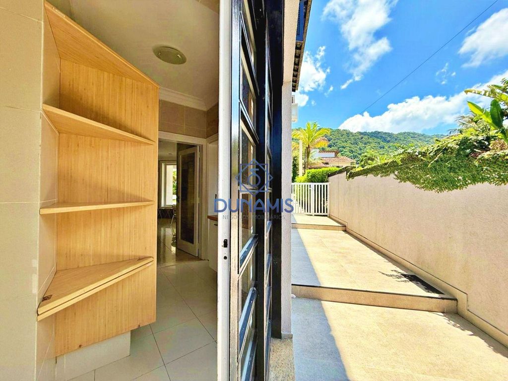 MAGNÍFICA CASA ALTO PADRÃO - ENSEADA - 4 SUÍTES - COM LAZER em Enseada, Guarujá — foto 35