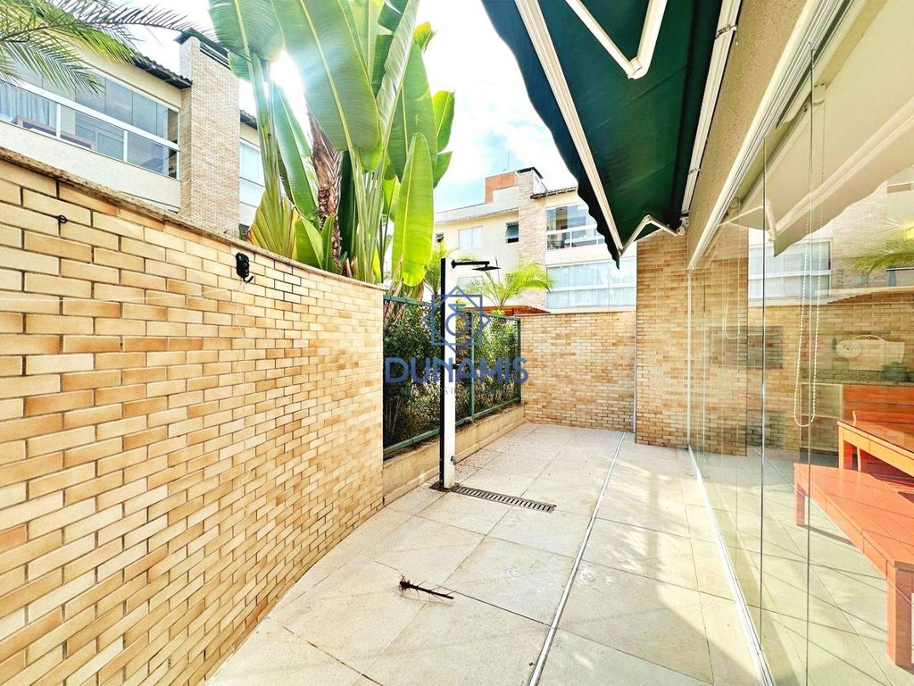 MAGNÍFICO APARTAMENTO GARDEN COM VARANDA GOURMET NA PRAIA DA ENSEADA em Enseada, Guarujá — foto 19