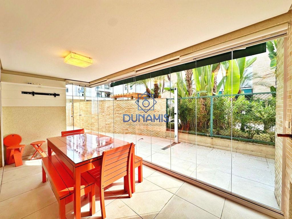 MAGNÍFICO APARTAMENTO GARDEN COM VARANDA GOURMET NA PRAIA DA ENSEADA em Enseada, Guarujá — foto 3