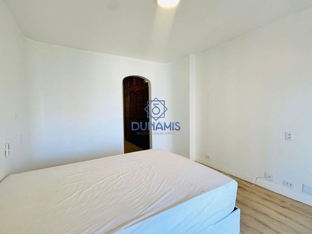 LINDO APARTAMENTO REFORMADO PARA VENDA NA REGIÃO NOBRE DE PITANGUEIRAS em Pitangueiras, Guarujá — foto 46