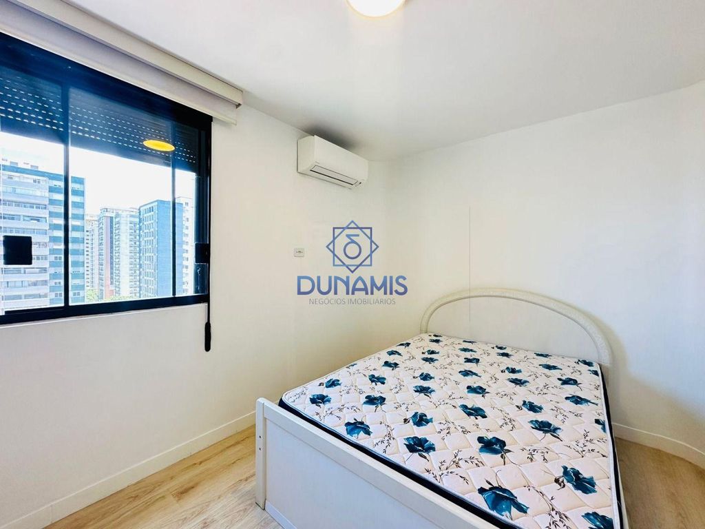 LINDO APARTAMENTO REFORMADO PARA VENDA NA REGIÃO NOBRE DE PITANGUEIRAS em Pitangueiras, Guarujá — foto 51