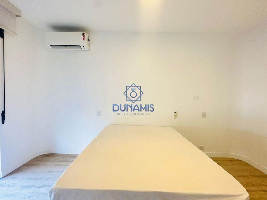 LINDO APARTAMENTO REFORMADO PARA VENDA NA REGIÃO NOBRE DE PITANGUEIRAS em Pitangueiras, Guarujá — foto 57