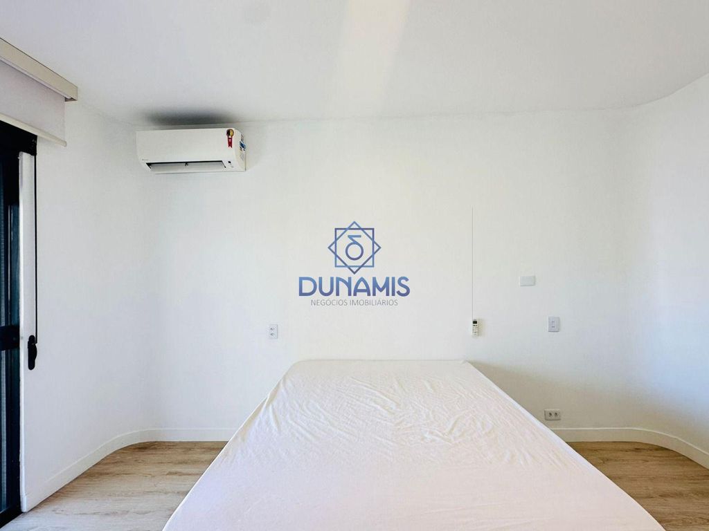 LINDO APARTAMENTO REFORMADO PARA VENDA NA REGIÃO NOBRE DE PITANGUEIRAS em Pitangueiras, Guarujá — foto 58
