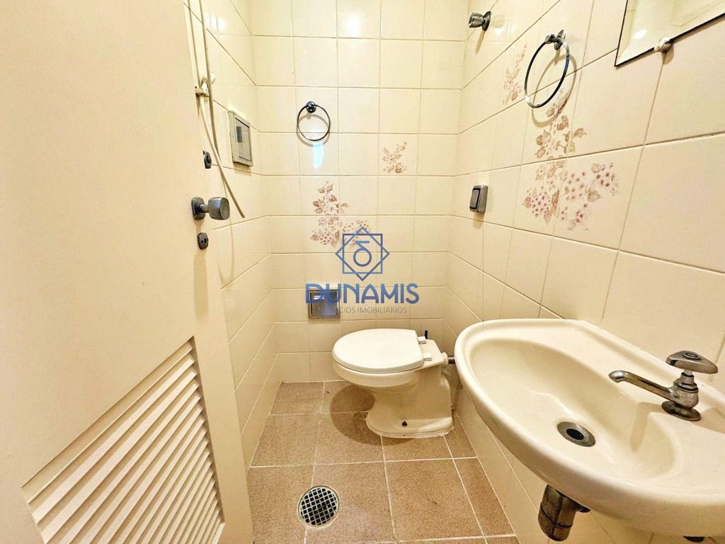 APARTAMENTO À VENDA NA PRAIA DAS PITANGUEIRAS - PREDIO COM LAZER em Pitangueiras, Guarujá — foto 34