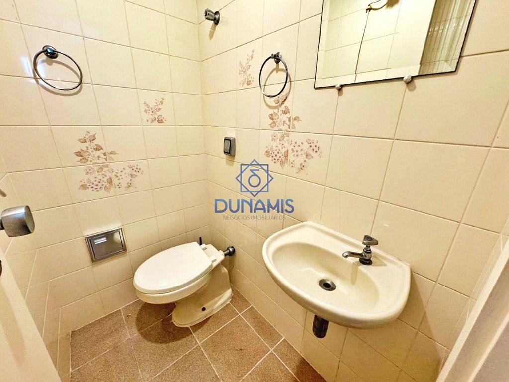 APARTAMENTO À VENDA NA PRAIA DAS PITANGUEIRAS - PREDIO COM LAZER em Pitangueiras, Guarujá — foto 38