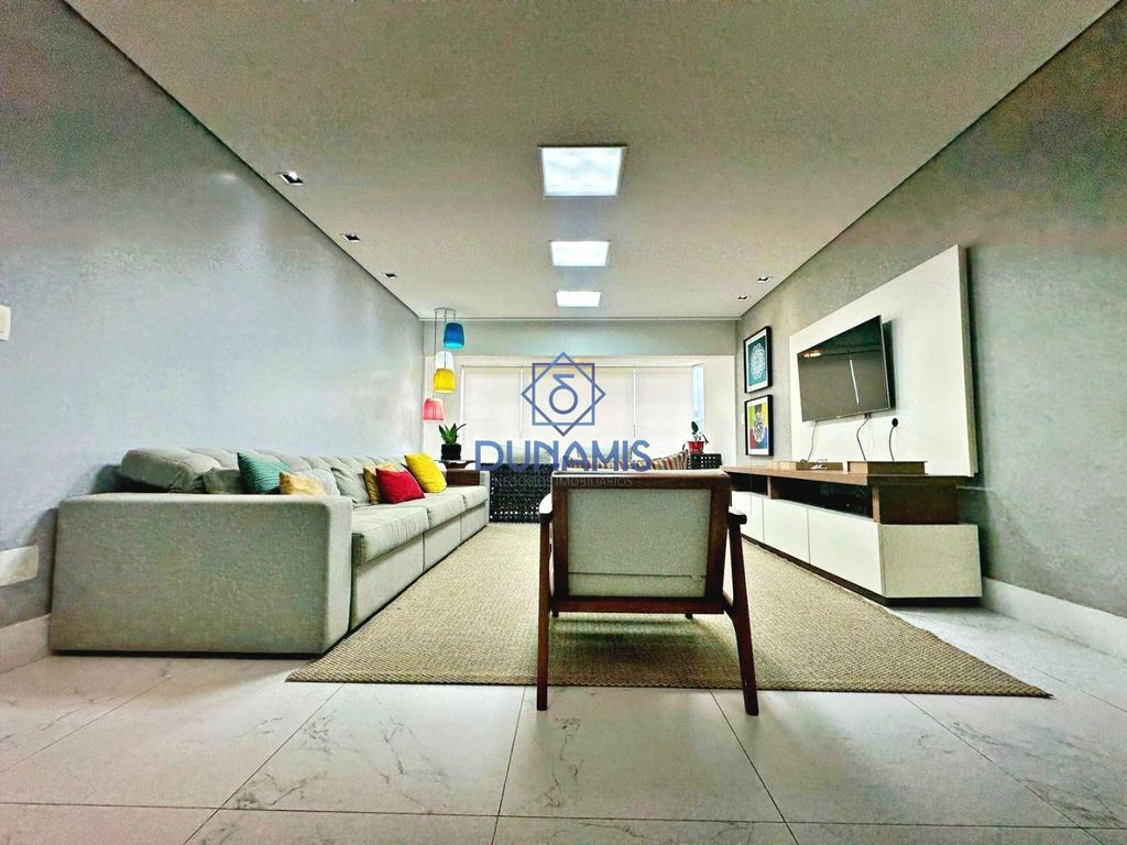 LINDO APARTAMENTO REFORMADO  A VENDA FRENTE TOTAL EM ASTÚRIAS em Jardim Astúrias, Guarujá — foto 19
