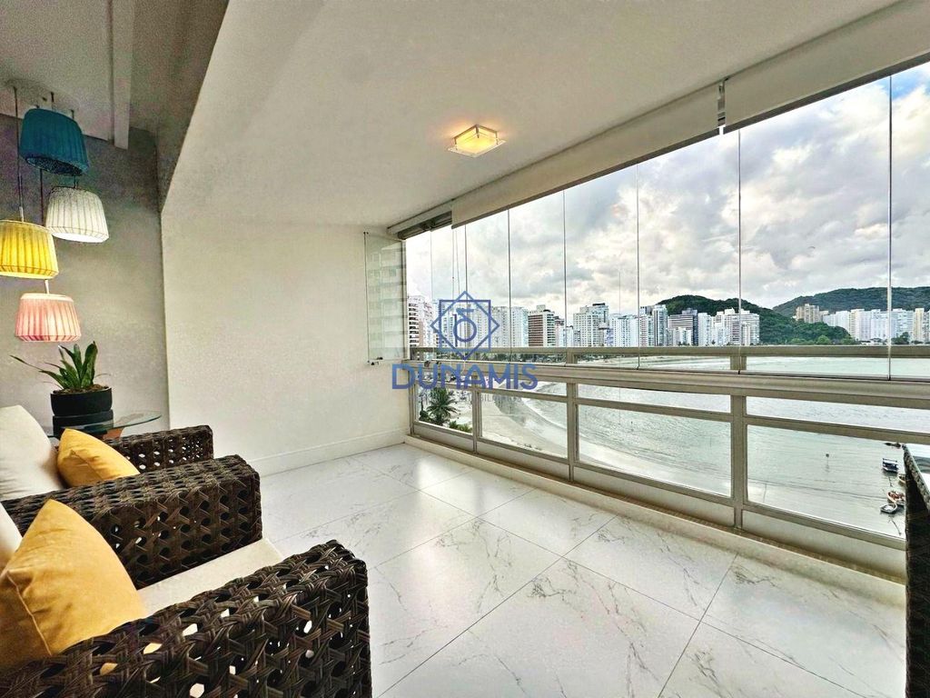 LINDO APARTAMENTO REFORMADO  A VENDA FRENTE TOTAL EM ASTÚRIAS em Jardim Astúrias, Guarujá — foto 16