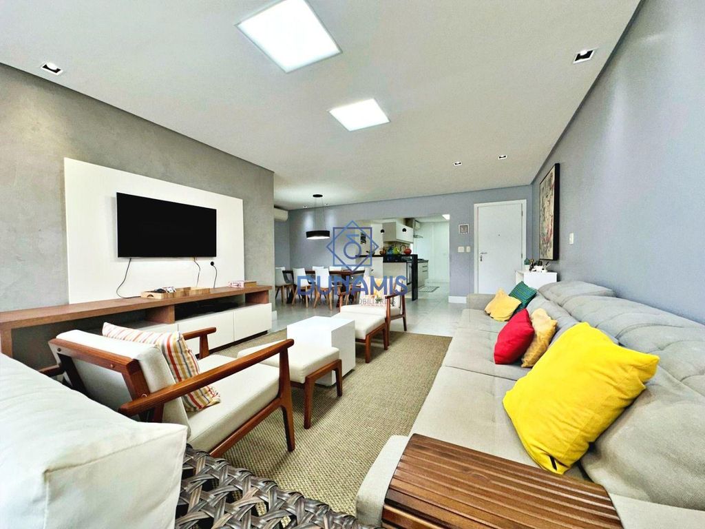 LINDO APARTAMENTO REFORMADO  A VENDA FRENTE TOTAL EM ASTÚRIAS em Jardim Astúrias, Guarujá — foto 9