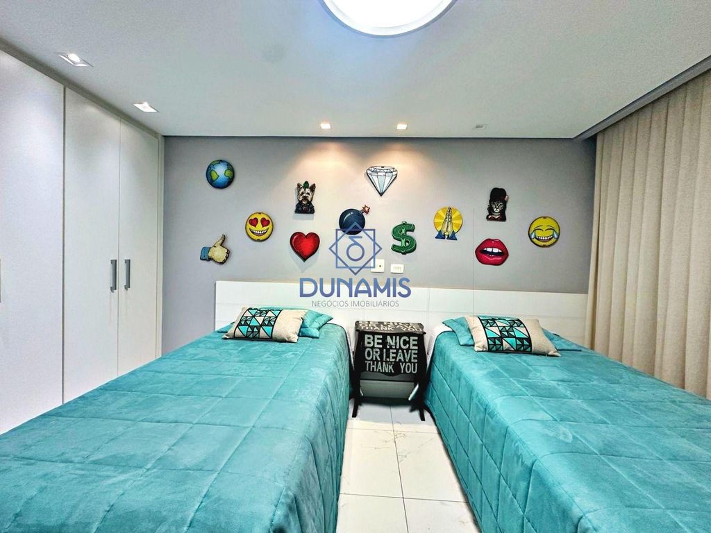 LINDO APARTAMENTO REFORMADO  A VENDA FRENTE TOTAL EM ASTÚRIAS em Jardim Astúrias, Guarujá — foto 56