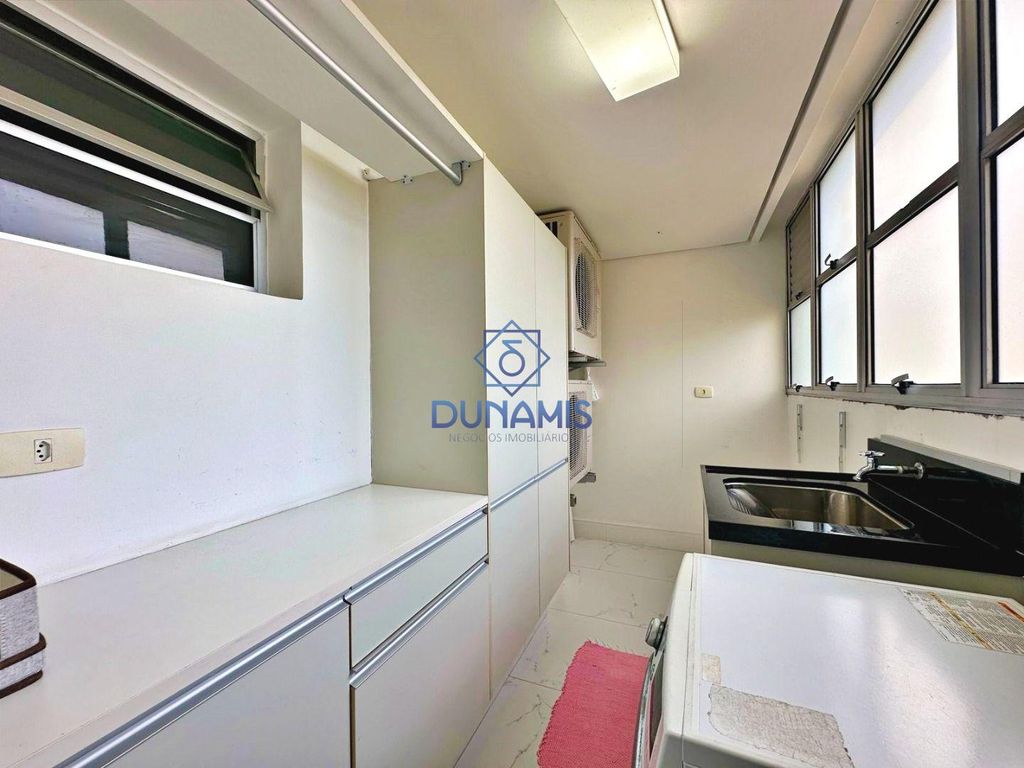 LINDO APARTAMENTO REFORMADO  A VENDA FRENTE TOTAL EM ASTÚRIAS em Jardim Astúrias, Guarujá — foto 60