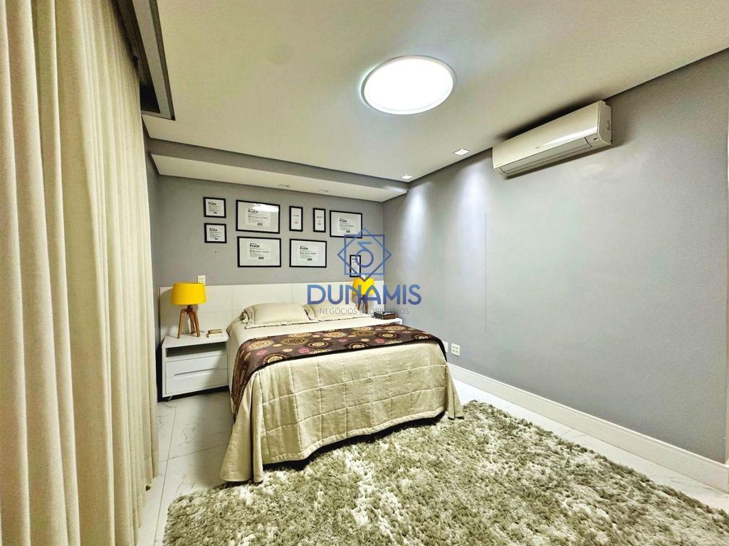 LINDO APARTAMENTO REFORMADO  A VENDA FRENTE TOTAL EM ASTÚRIAS em Jardim Astúrias, Guarujá — foto 48