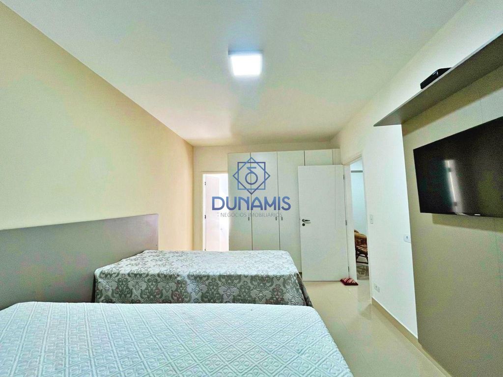 APARTAMENTO REFORMADO À VENDA NA PRAIA DE PITANGUEIRAS - NA QUADRA DO MAR em Pitangueiras, Guarujá — foto 33