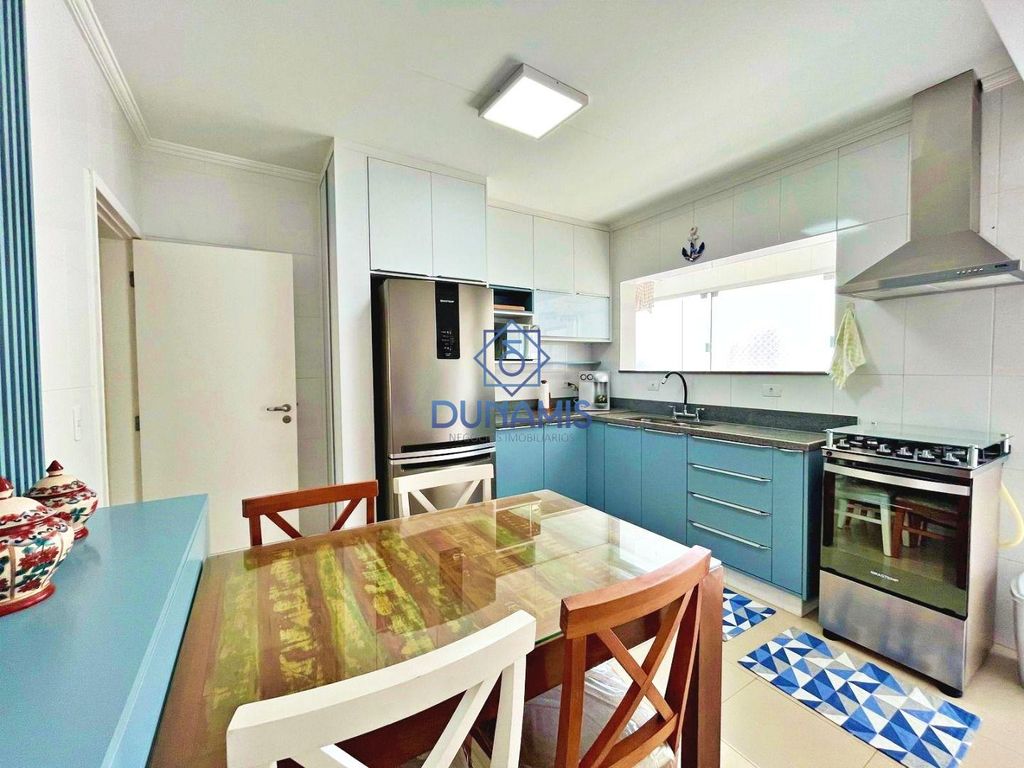 APARTAMENTO REFORMADO À VENDA NA PRAIA DE PITANGUEIRAS - NA QUADRA DO MAR em Pitangueiras, Guarujá — foto 37