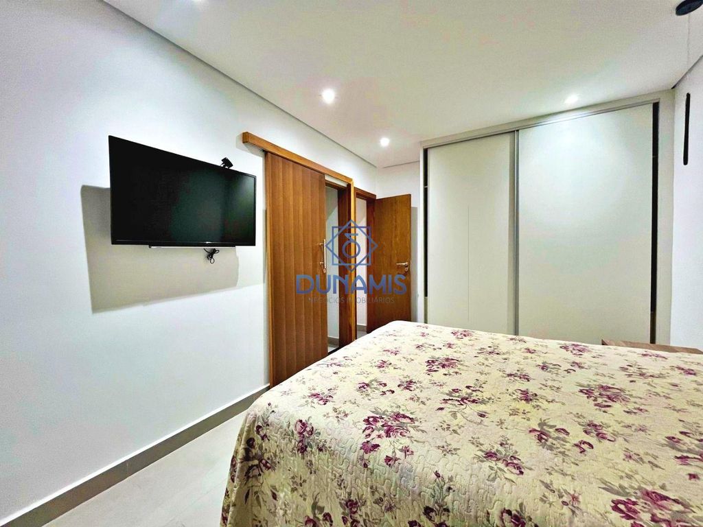 APARTAMENTO REFORMADO À VENDA NA PRAIA DE PITANGUEIRAS - NA QUADRA DA PRAIA em Pitangueiras, Guarujá — foto 36