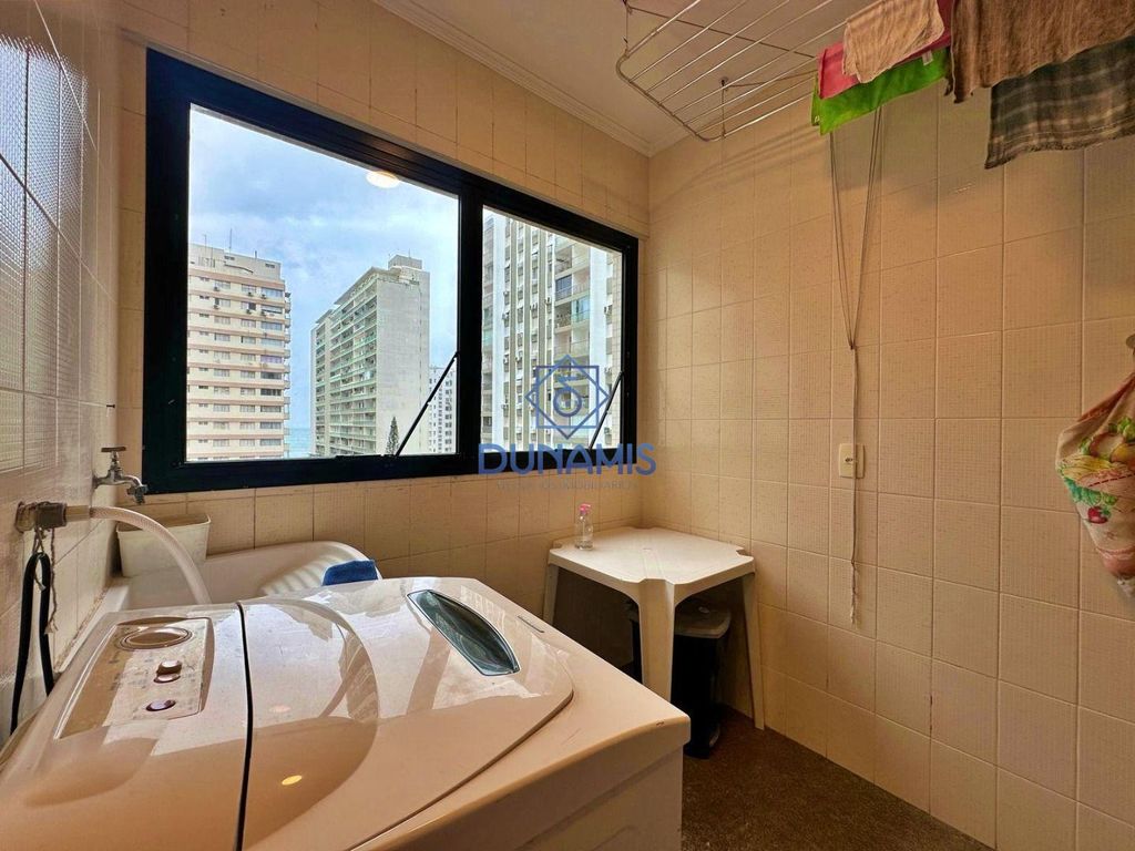 APARTAMENTO AMPLO COM 2 VAGAS NA PRAIA DAS PITANGUEIRAS em Pitangueiras, Guarujá — foto 36