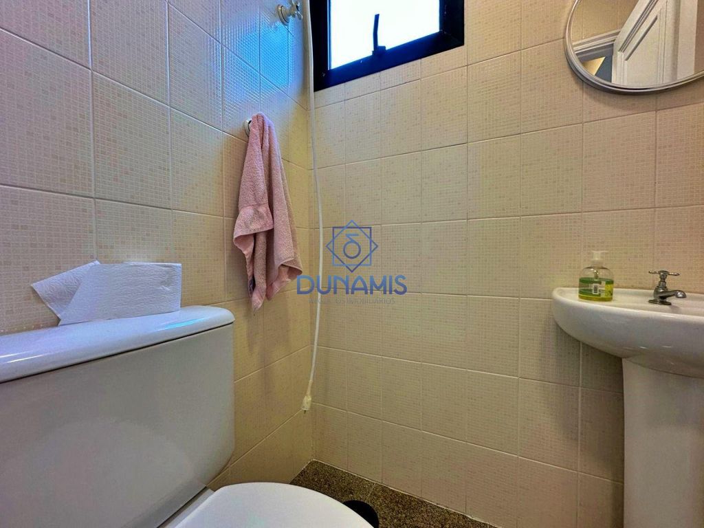 APARTAMENTO AMPLO COM 2 VAGAS NA PRAIA DAS PITANGUEIRAS em Pitangueiras, Guarujá — foto 35