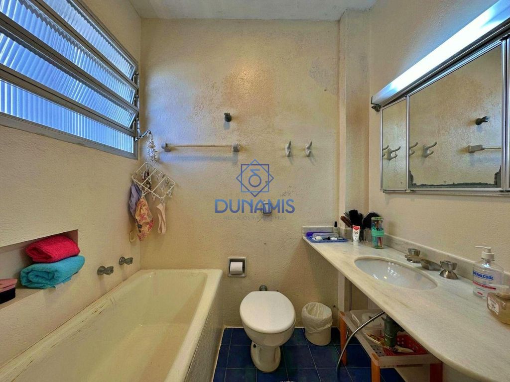 Apartamento frente mar com localização privilegiada na Praia das Pitangueiras. em Pitangueiras, Guarujá — foto 32