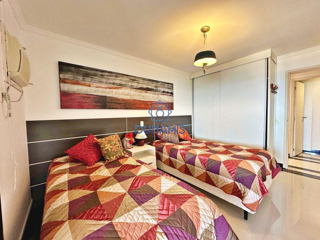 Apartamento à Venda em Morro Sorocotuba, Guarujá - SP em Morro Sorocotuba, Guarujá — foto 51