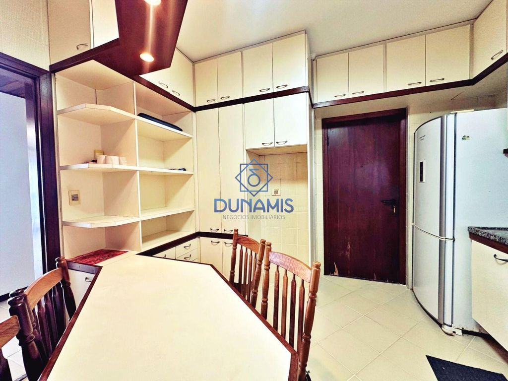 EXCELENTE APARTAMENTO À VENDA NA REGIÃO DO GALHETAS NA PRAIA DAS ASTÚRIAS em Jardim Astúrias, Guarujá — foto 8