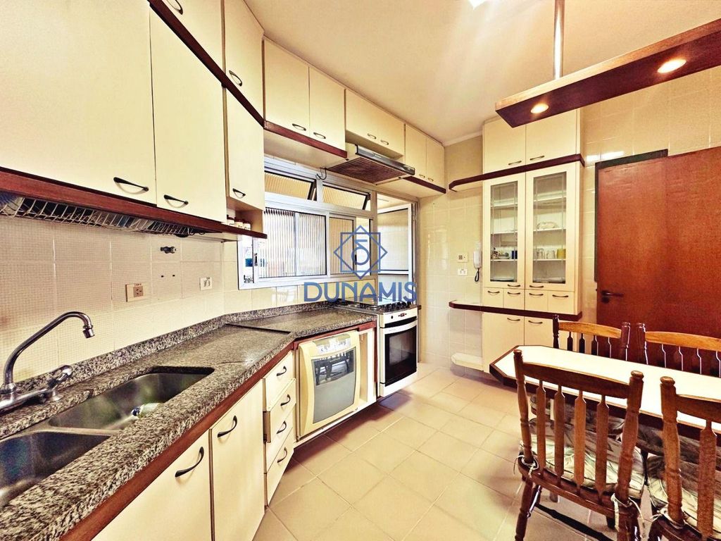 EXCELENTE APARTAMENTO À VENDA NA REGIÃO DO GALHETAS NA PRAIA DAS ASTÚRIAS em Jardim Astúrias, Guarujá — foto 11