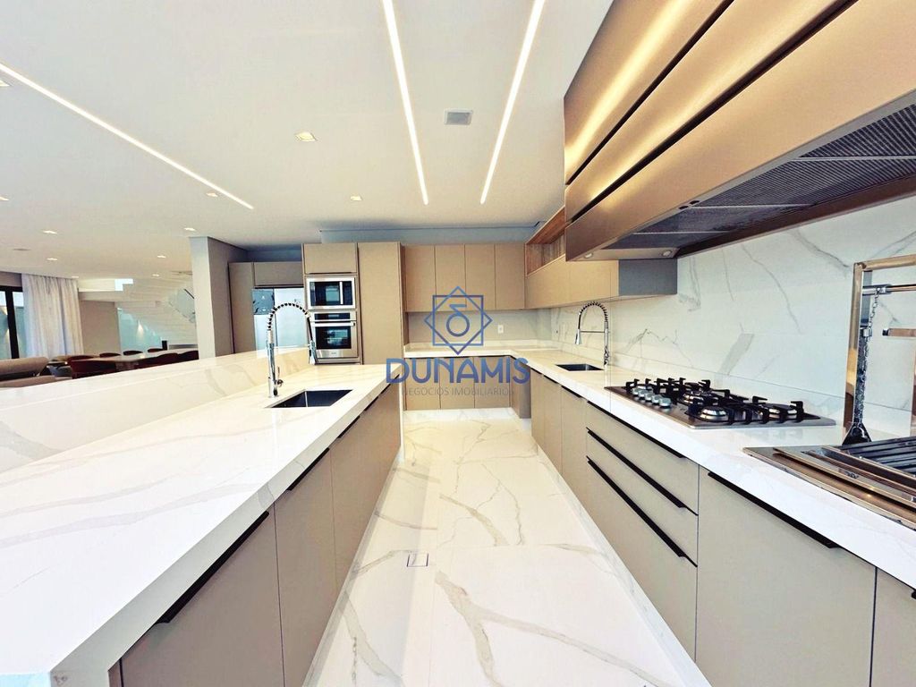 Casa Alto Padrão Novíssima e Moderna no condomínio Jardim Acapulco Guarujá em Acapulco, Guarujá — foto 12