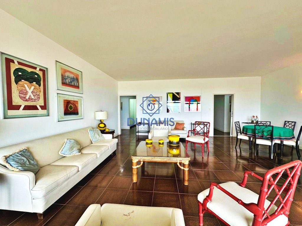 EXCELENTE APARTAMENTO  À VENDA NA PRAIA DAS PITANGUEIRAS- FRENTE MAR em Pitangueiras, Guarujá — foto 14