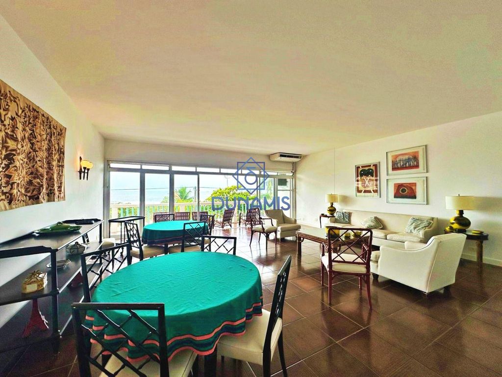 EXCELENTE APARTAMENTO  À VENDA NA PRAIA DAS PITANGUEIRAS- FRENTE MAR em Pitangueiras, Guarujá — foto 10