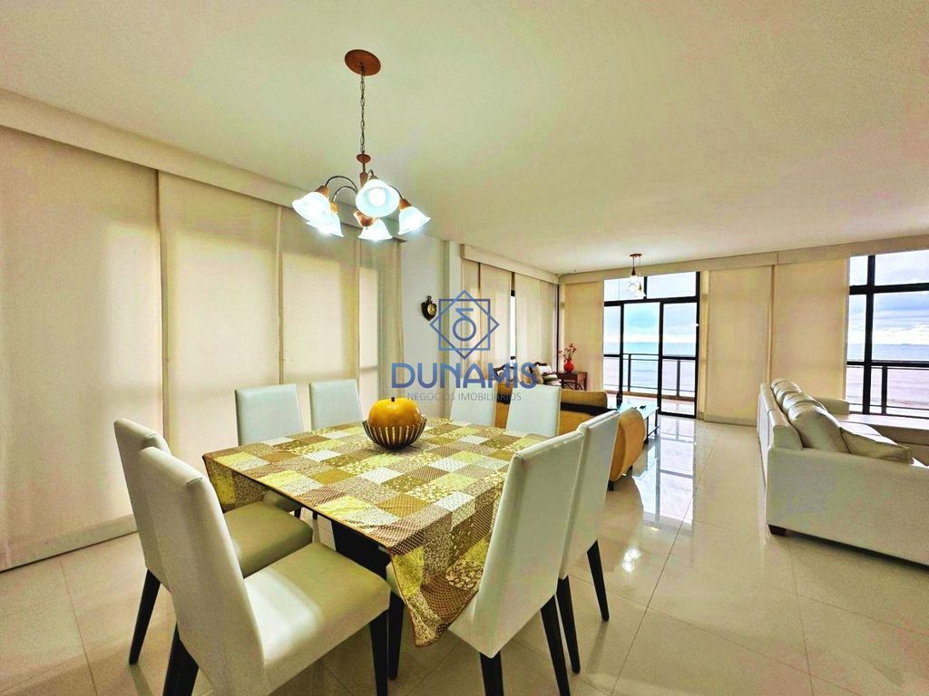 APARTAMENTO FRENTE TOTAL DO MAR, À VENDA NA PRAIA DAS PITANGUEIRAS em Pitangueiras, Guarujá — foto 11