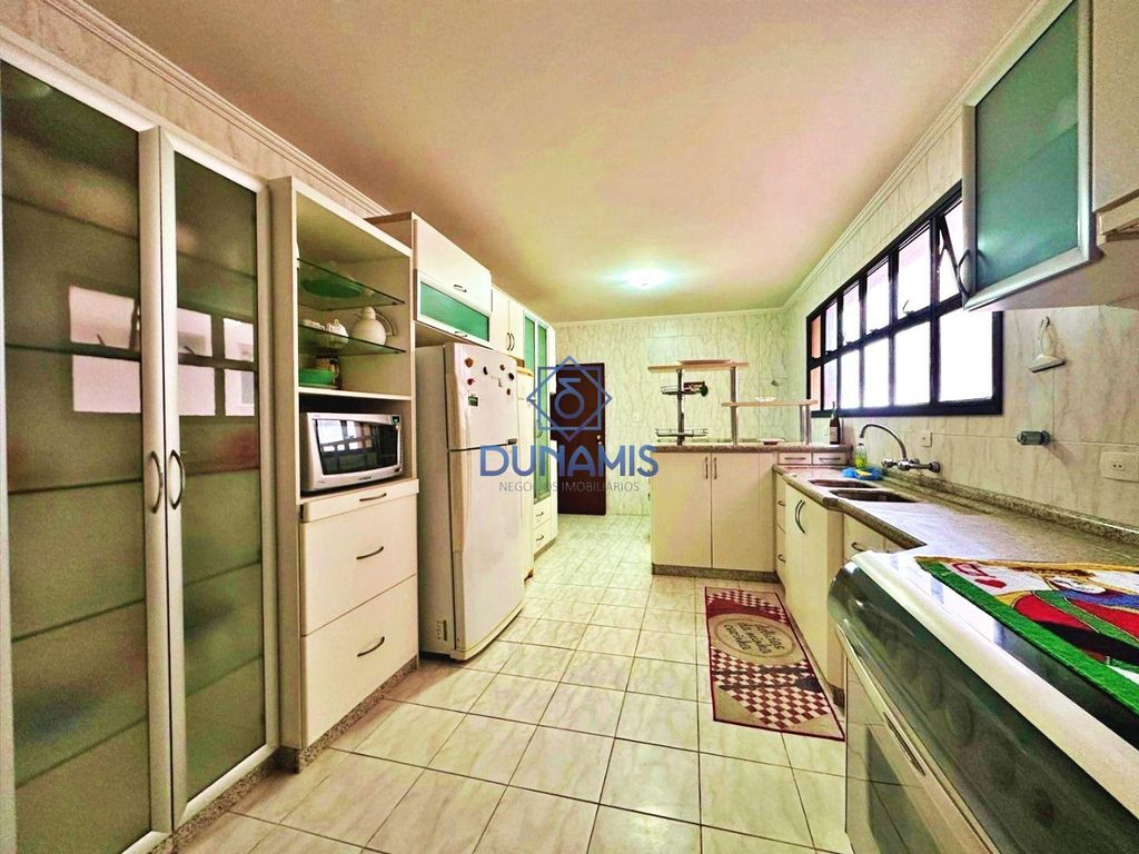 APARTAMENTO FRENTE TOTAL DO MAR, À VENDA NA PRAIA DAS PITANGUEIRAS em Pitangueiras, Guarujá — foto 15