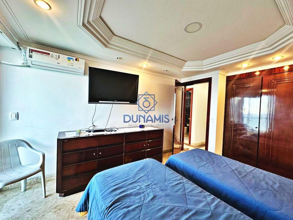 COBERTURA PENTHOUSE A VENDA - VISTA TOTAL PARA O MAR em Morro do Maluf, Guarujá — foto 39