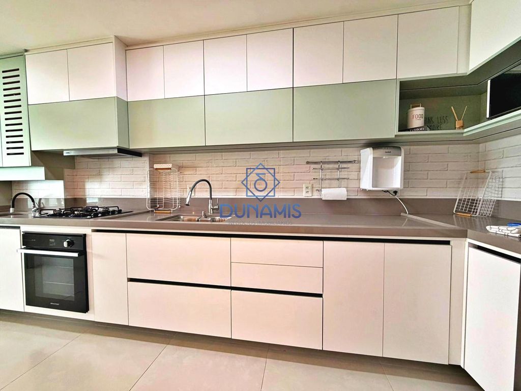 APARTAMENTO  ALTO PADRÃO TOTALMENTE REFORMADO - A VENDA NA PRAIA DAS ASTÚRIAS em Jardim Astúrias, Guarujá — foto 25