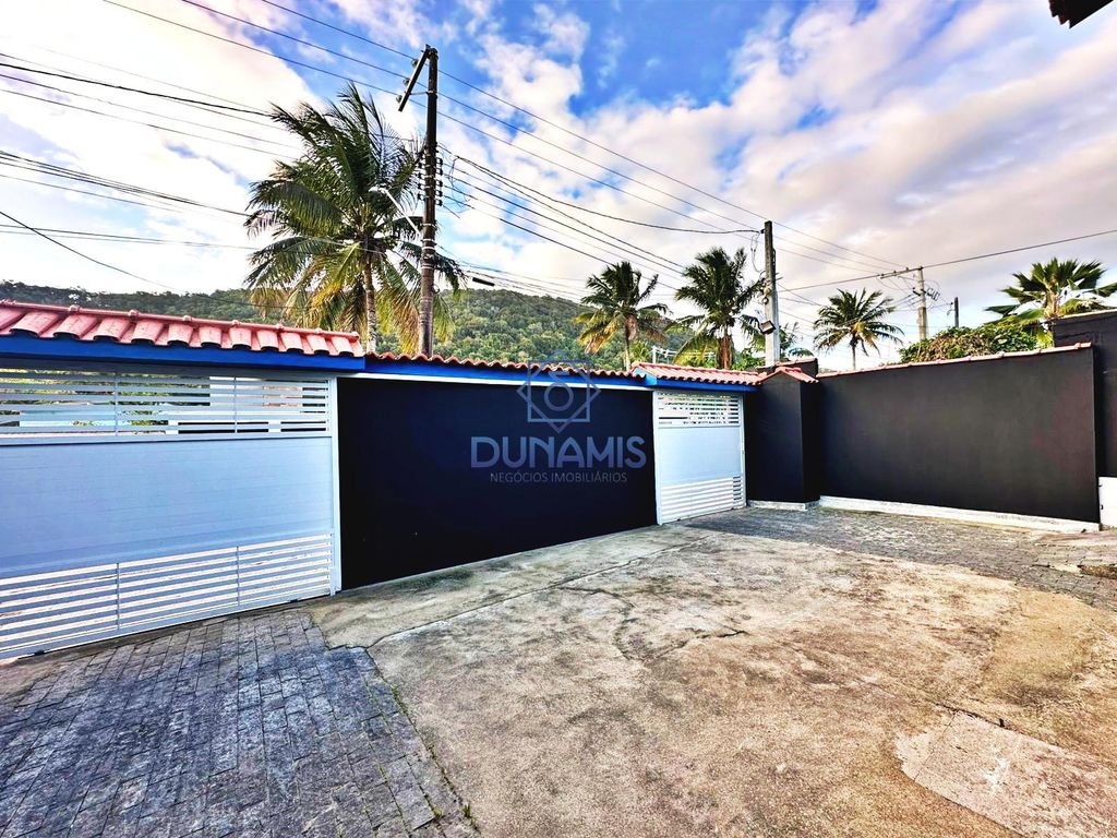 OPORTUNIDADE - CASA COM 8 DORMITÓRIOS NA PRAIA DO GUAIUBA em Jardim Guaiuba, Guarujá — foto 5