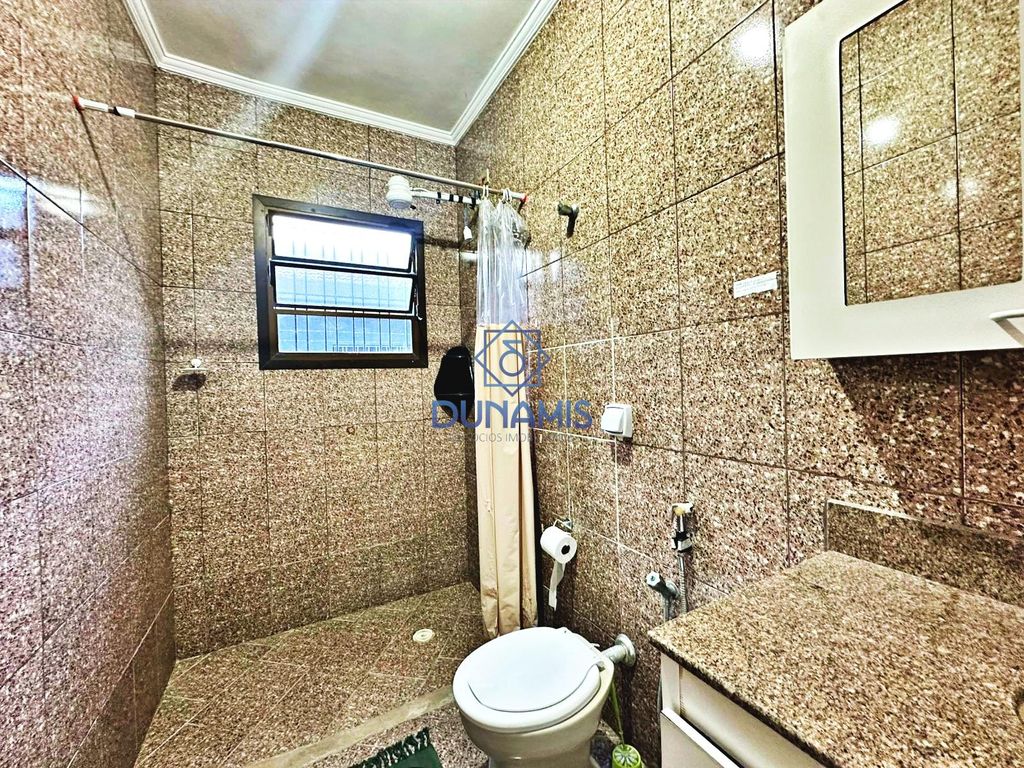 OPORTUNIDADE - CASA COM 8 DORMITÓRIOS NA PRAIA DO GUAIUBA em Jardim Guaiuba, Guarujá — foto 25