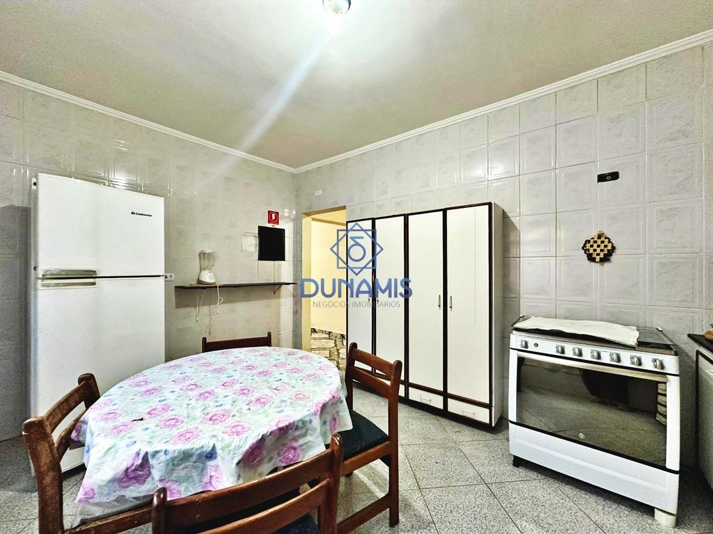 OPORTUNIDADE - CASA COM 8 DORMITÓRIOS NA PRAIA DO GUAIUBA em Jardim Guaiuba, Guarujá — foto 18