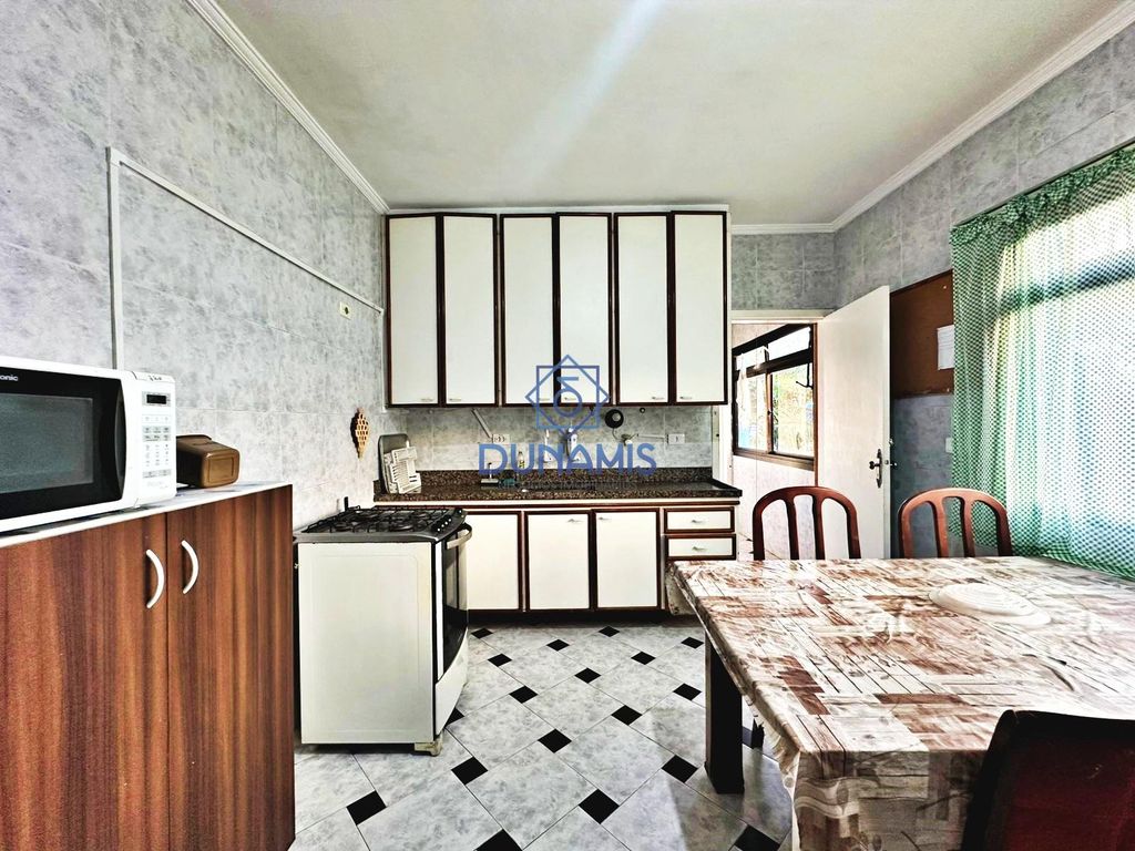OPORTUNIDADE - CASA COM 8 DORMITÓRIOS NA PRAIA DO GUAIUBA em Jardim Guaiuba, Guarujá — foto 48