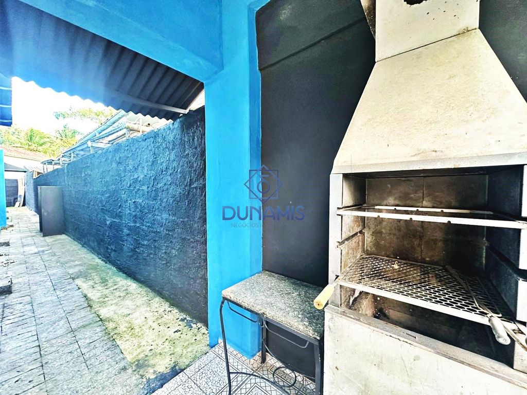 OPORTUNIDADE - CASA COM 8 DORMITÓRIOS NA PRAIA DO GUAIUBA em Jardim Guaiuba, Guarujá — foto 3