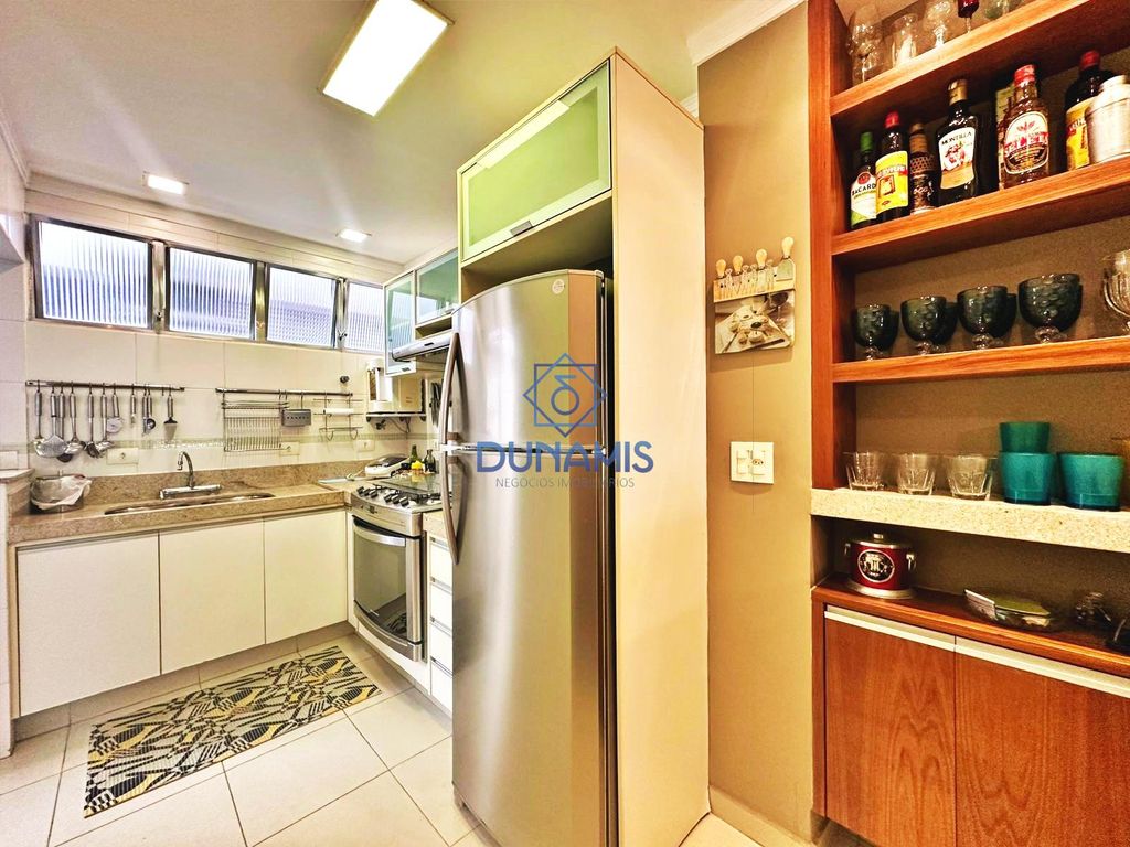 Apartamento reformado à venda na praia da Enseada, Guarujá em Enseada, Guarujá — foto 14