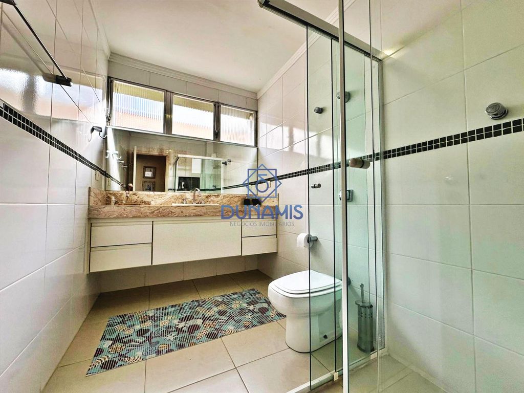 Apartamento reformado à venda na praia da Enseada, Guarujá em Enseada, Guarujá — foto 23