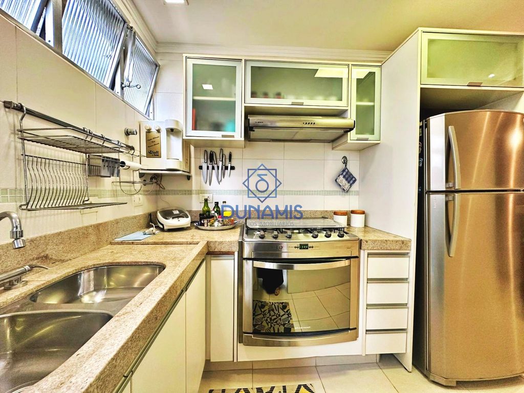 Apartamento reformado à venda na praia da Enseada, Guarujá em Enseada, Guarujá — foto 12