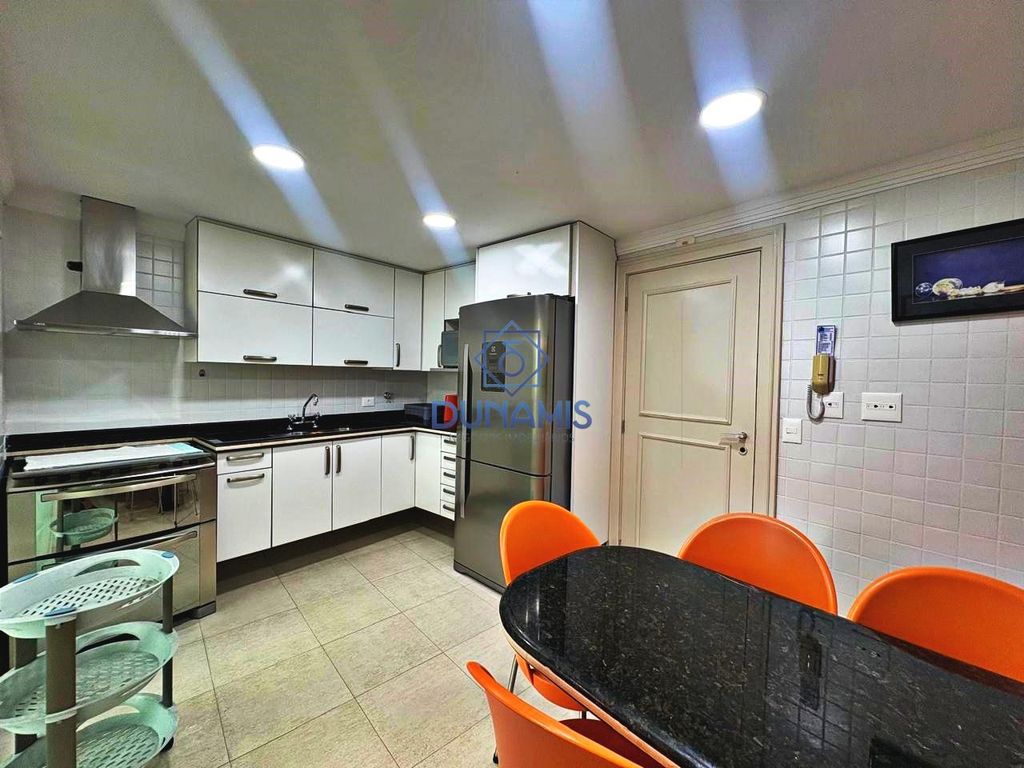 MAGNÍFICO APARTAMENTO NA PRAIA PITANGUEIRAS - MORRO DO MALUF - VISTA MAR E LAZER em Morro do Maluf, Guarujá — foto 43