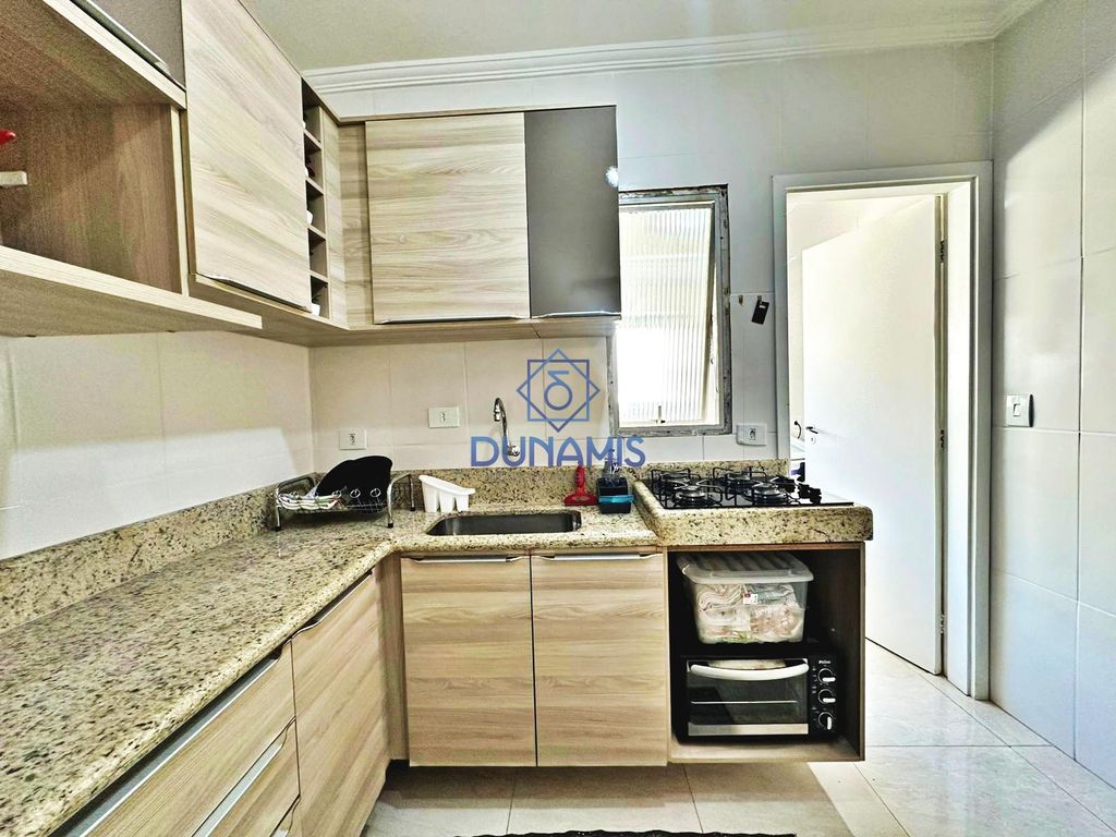COBERTURA REFORMADA  à 200 metros do Mar - 2 DORMITÓRIOS na Praia da Enseada. em Enseada, Guarujá — foto 16