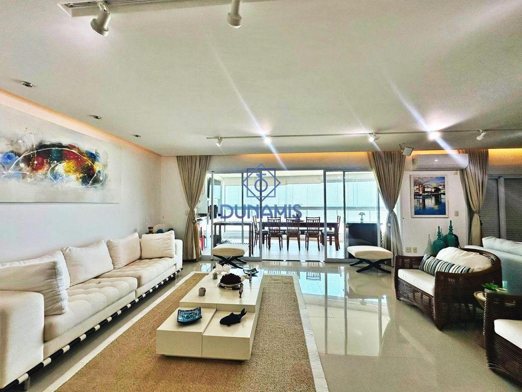 APARTAMENTO ALTO PADRÃO TOTALMENTE REFORMADO NA PRAIA DA ENSEADA em Enseada, Guarujá — foto 4