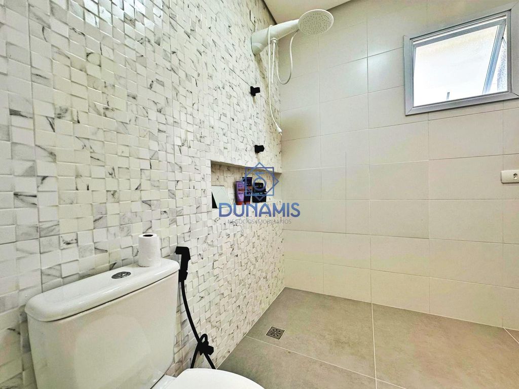 MAGNIFICA CASA À VENDA NAS  ASTÚRIAS em Jardim Astúrias, Guarujá — foto 31