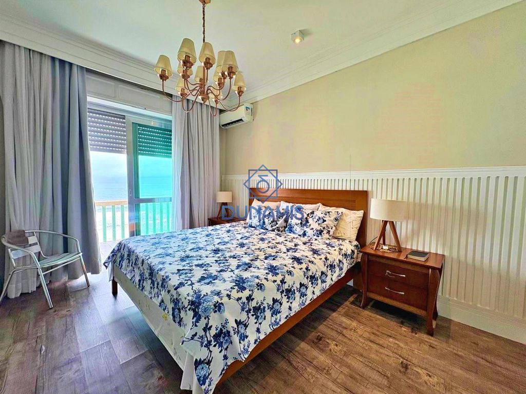*** LINDO APARTAMENTO FRENTE MAR À VENDA NA PRAIA DAS PITANGUEIRAS *** em Morro do Maluf, Guarujá — foto 15