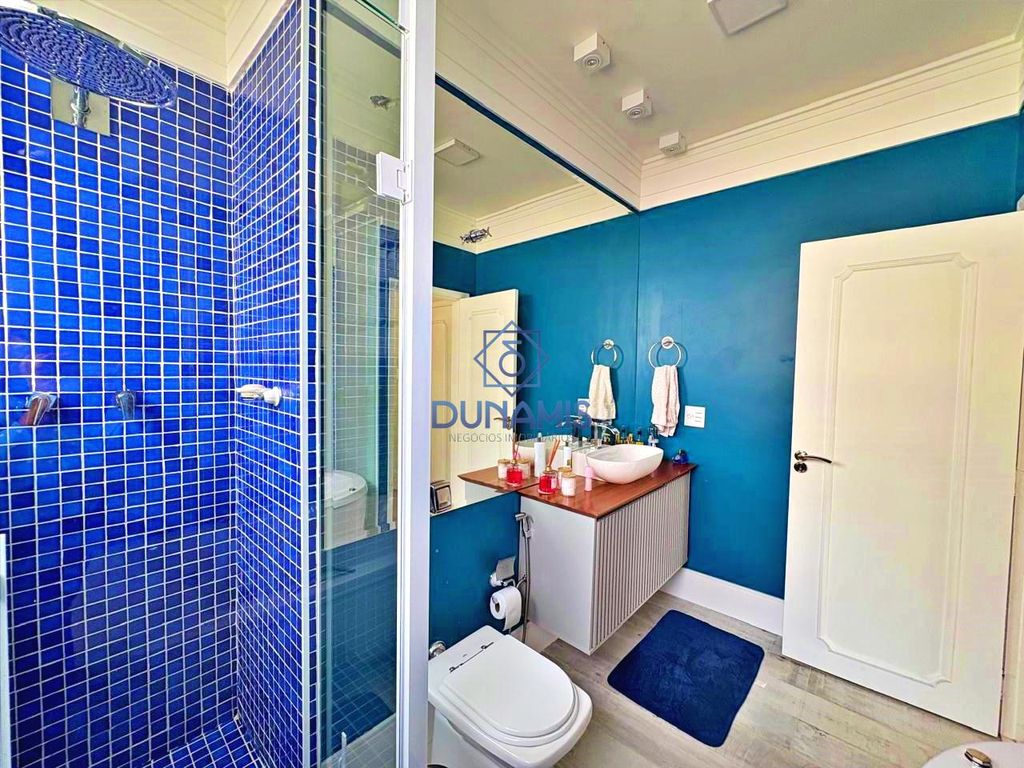 *** LINDO APARTAMENTO FRENTE MAR À VENDA NA PRAIA DAS PITANGUEIRAS *** em Morro do Maluf, Guarujá — foto 27