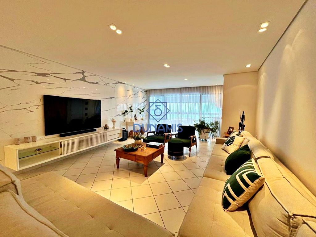 MAGNÍFICO APARTAMENTO À VENDA NA PRAIA DAS PITANGUEIRAS - COM VISTA MAR E LAZER em Pitangueiras, Guarujá — foto 4