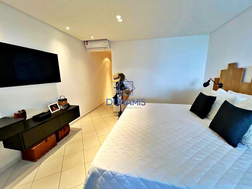 MAGNÍFICO APARTAMENTO À VENDA NA PRAIA DAS PITANGUEIRAS - COM VISTA MAR E LAZER em Pitangueiras, Guarujá — foto 24